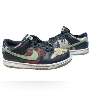 Nike Dunk Low SE "Crazy Camo"